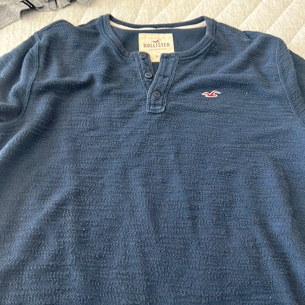 Hollister shirt thermal short sleeve